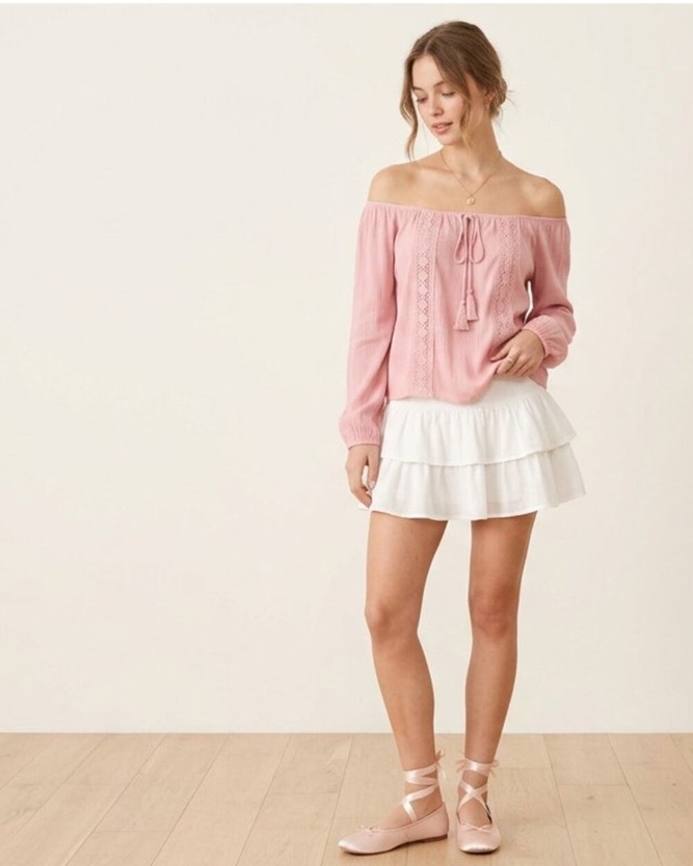Mudd Pink Milkmaid Blouse XL Coquette Piratecore Lace Tassel Peasant Crop Top